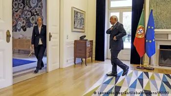 Глава уряду Португалії подав у відставку через корупційний скандал