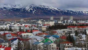 Ісландія обирає президента – фаворитом є чинний глава держави