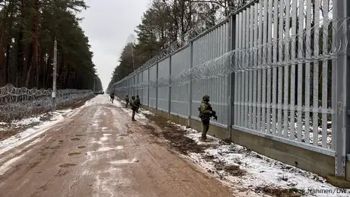 Польща призупинила право на притулок