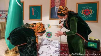 Туркменістан: завершилося голосування на дострокових виборах президента