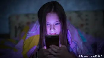 Європарламент хоче встановлення мінімального віку для соцмереж – 16 років